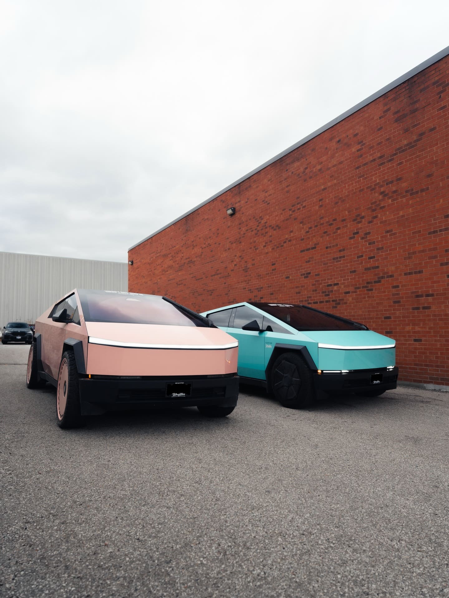 Changing Your Car Colour in Dubai: What to Know Before You Wrap